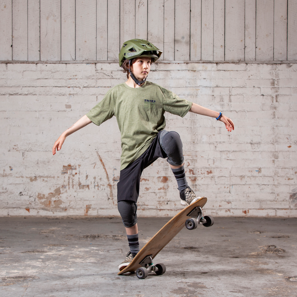Flow Kids Tech Tee Mirror olive