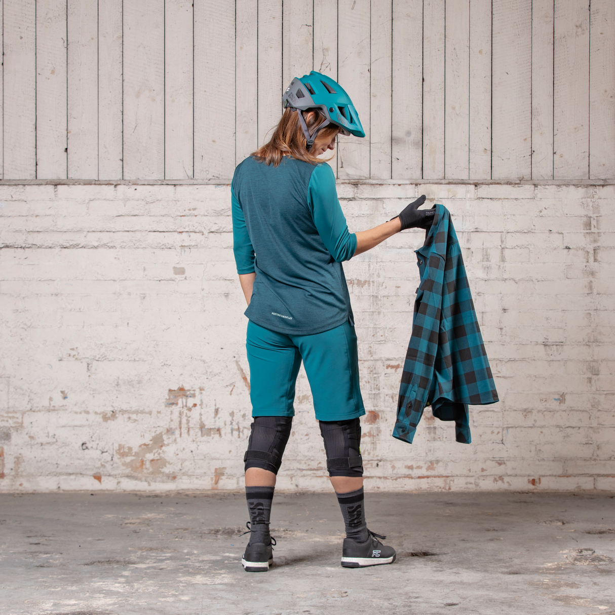 Carve X Women Henley everglade-solid everglade