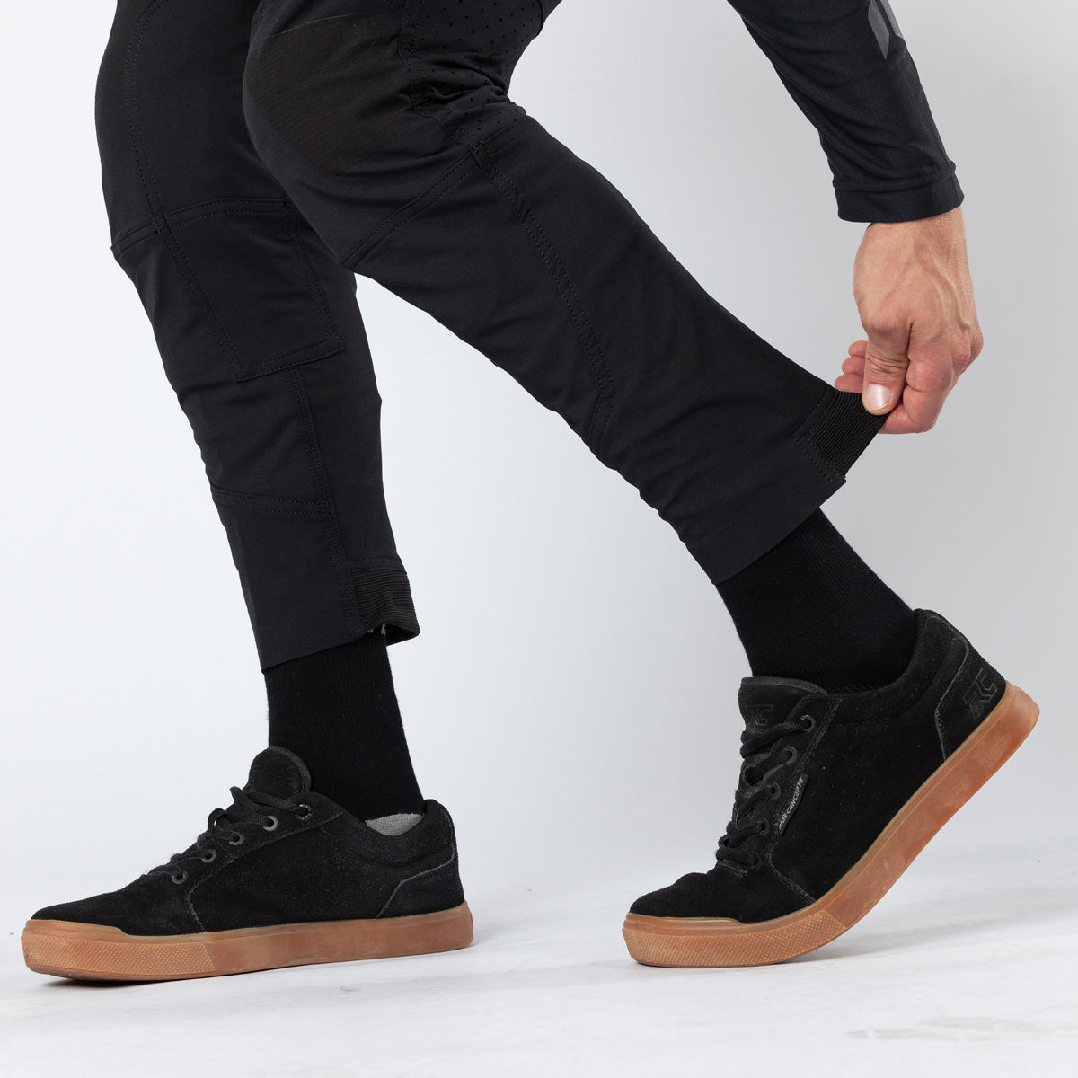 Trigger 1.0 Hose schwarz