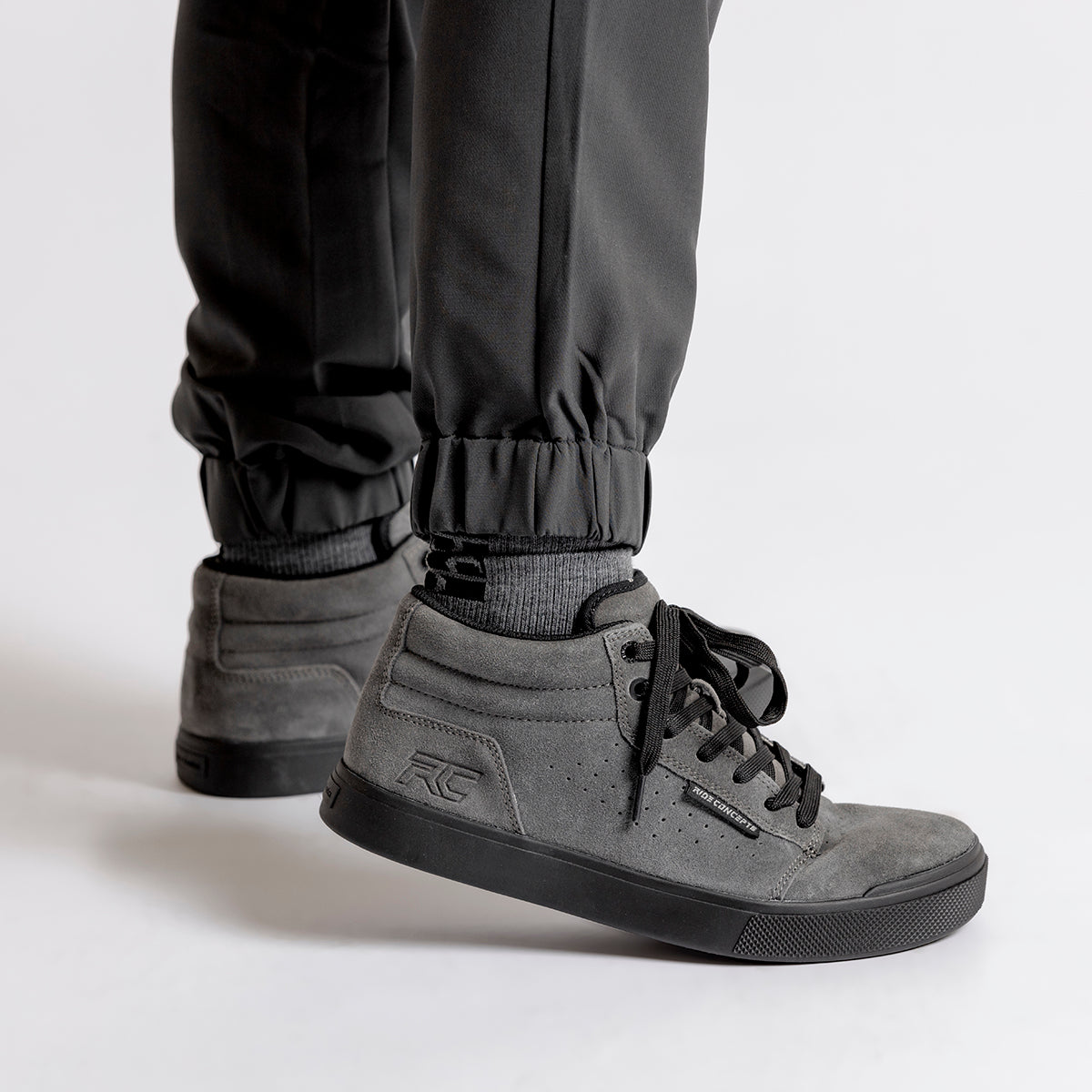 Women's Carve Latzhose anthrazit