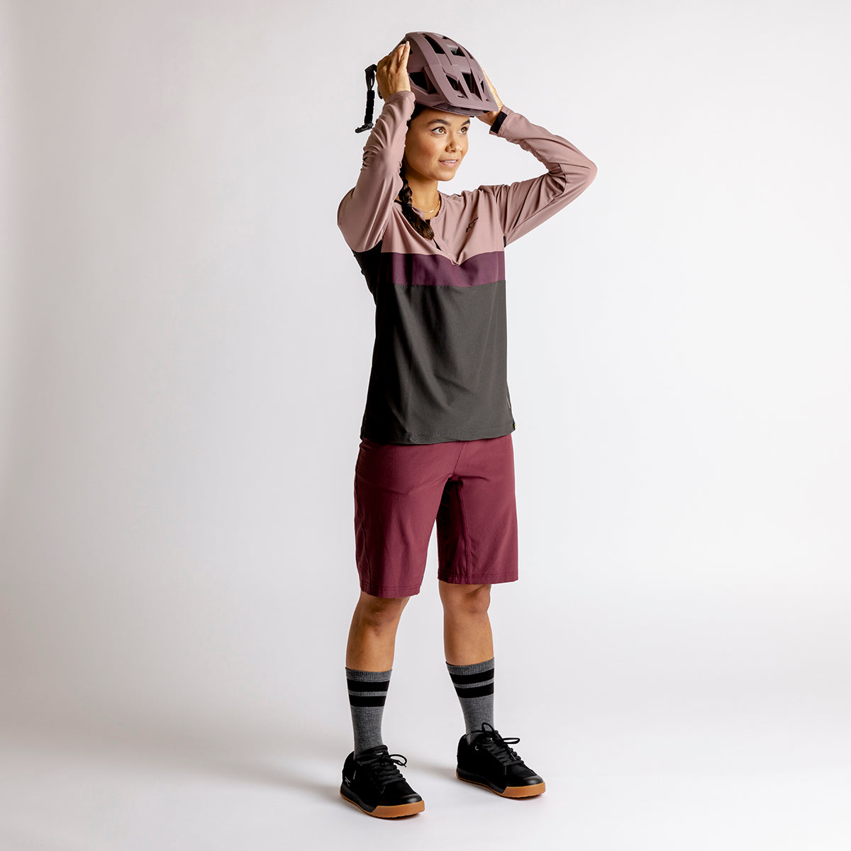 Women's Flow XTG Long Sleeve Henley anthrazit-raisin