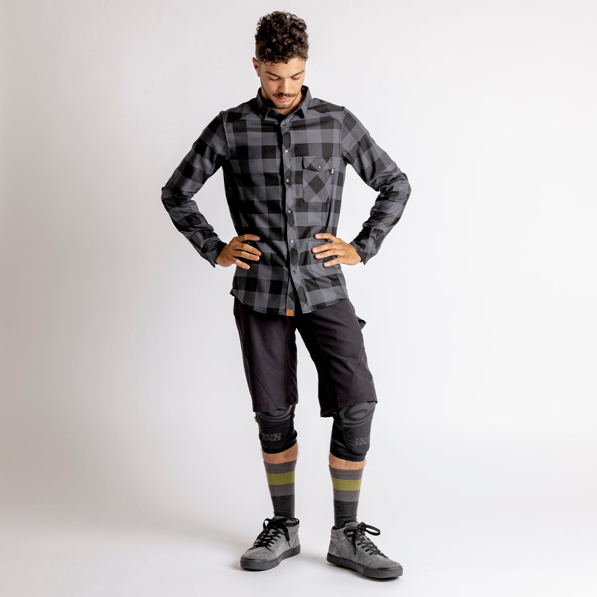 Carve Digger Shirt graphit-schwarz