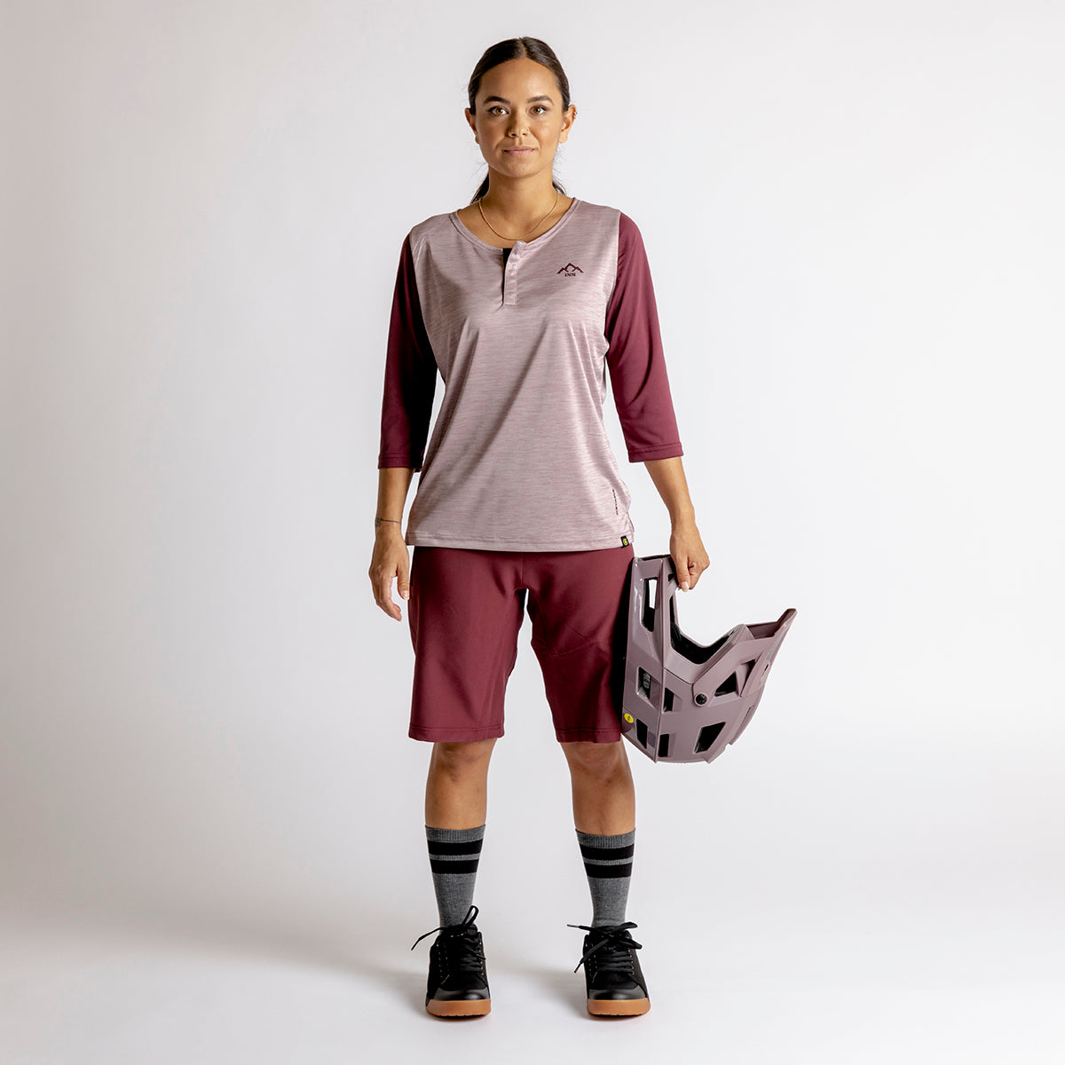 Women's Carve X 3/4 Henley taupe-raisin