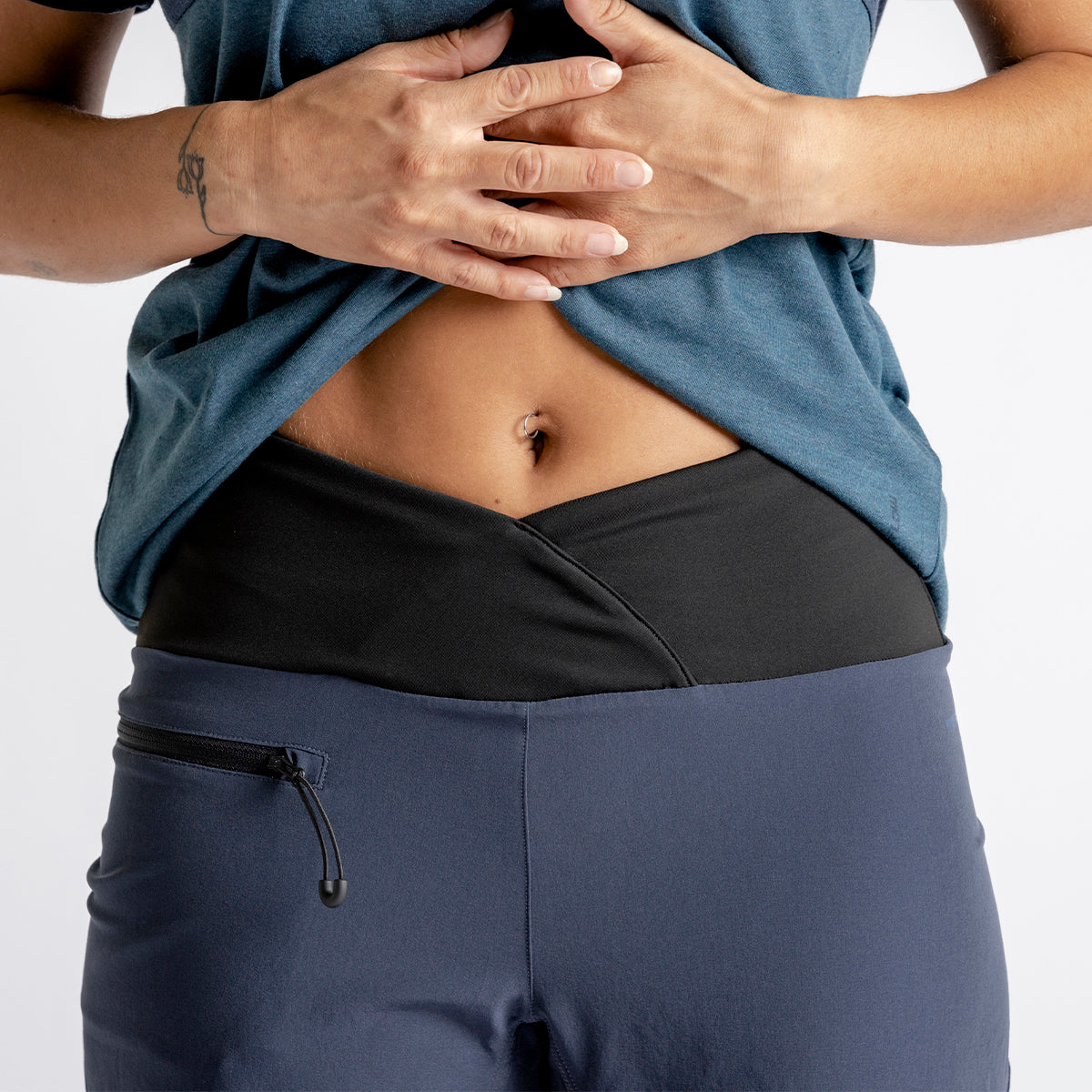 Women's Flow XTG Hip-Hugger Shorts marine