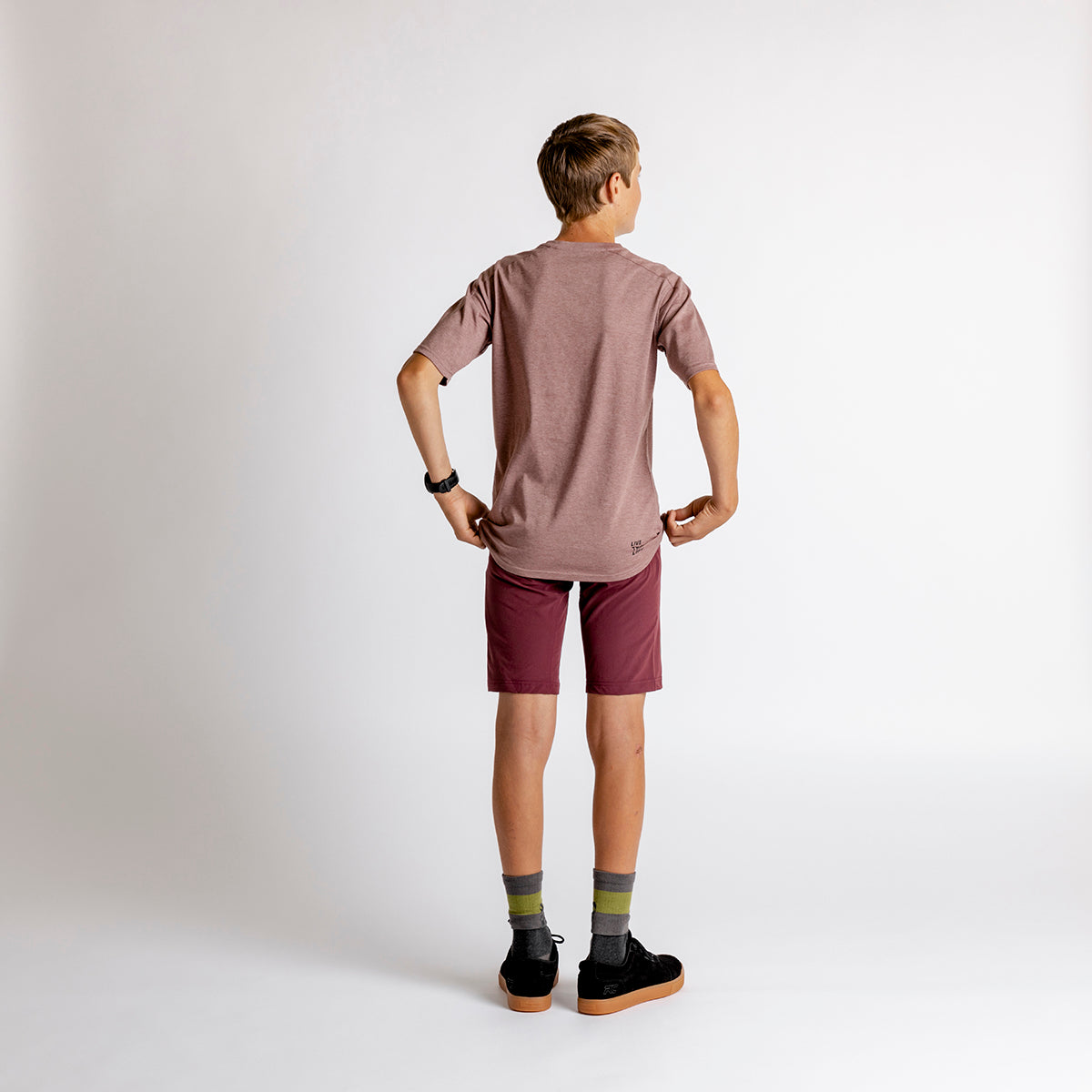 Kids Flow Fade Tech Tee taupe