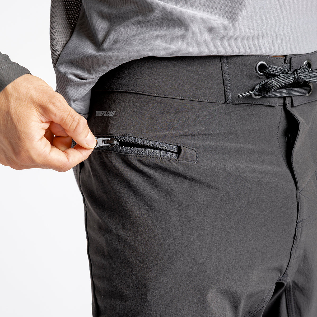 Flow XTG Pants schwarz