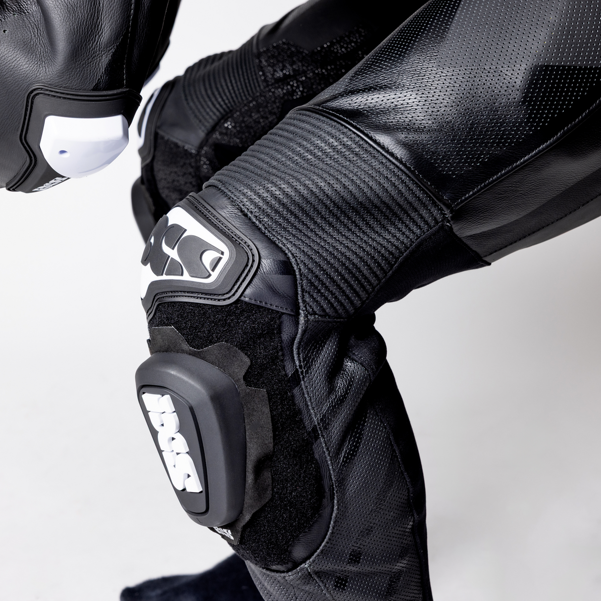 iXS-Ace 1.0 Lederkombi Einteiler - schwarz-25