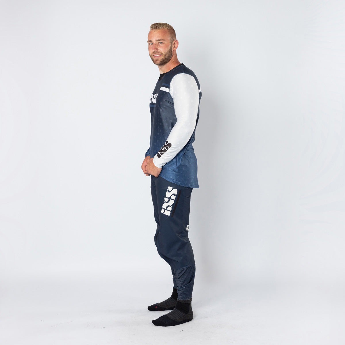 Trigger-MX 1.0 polera azul oscuro