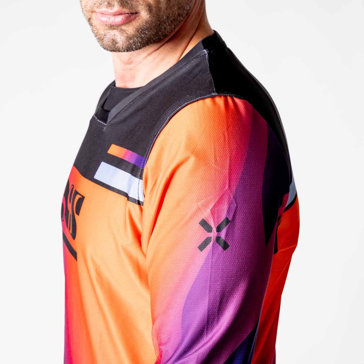 Trigger-MX 1.0 polera - violeta