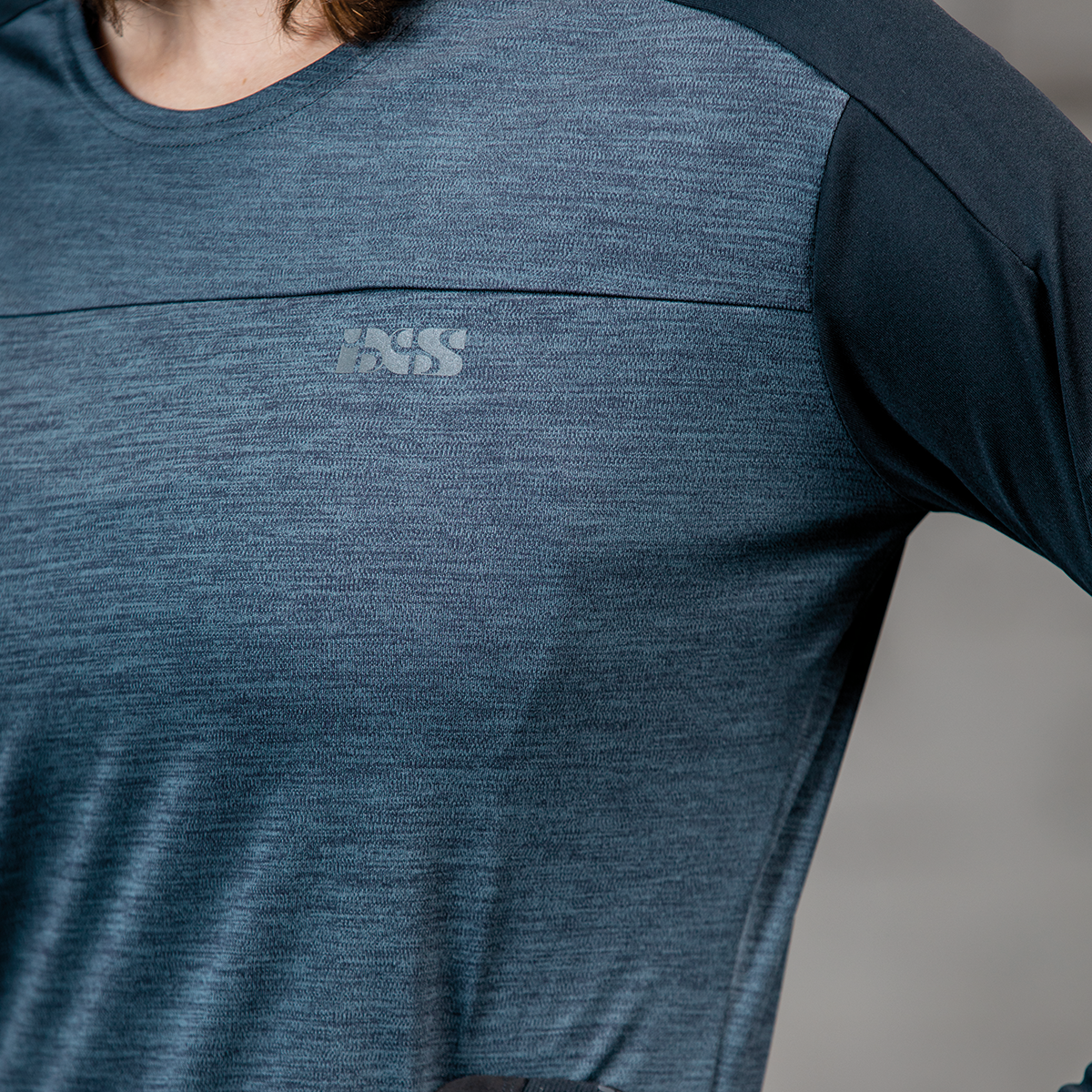 Flow X Women long sleeve Jersey graphit-solid schwarz