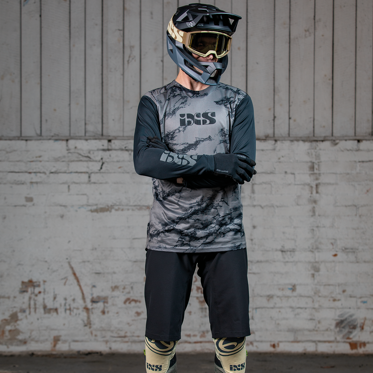 Trigger Shorts schwarz-graphite