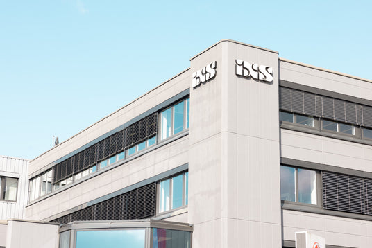 iXS - HQ