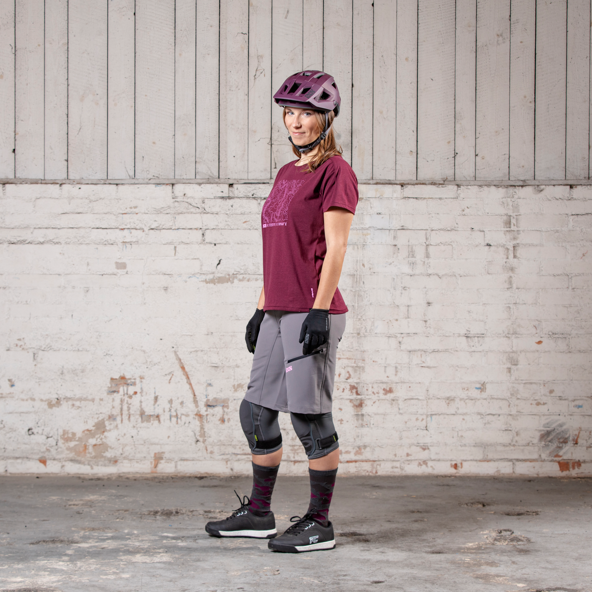 Flow Women Tech Tee Contour raisin