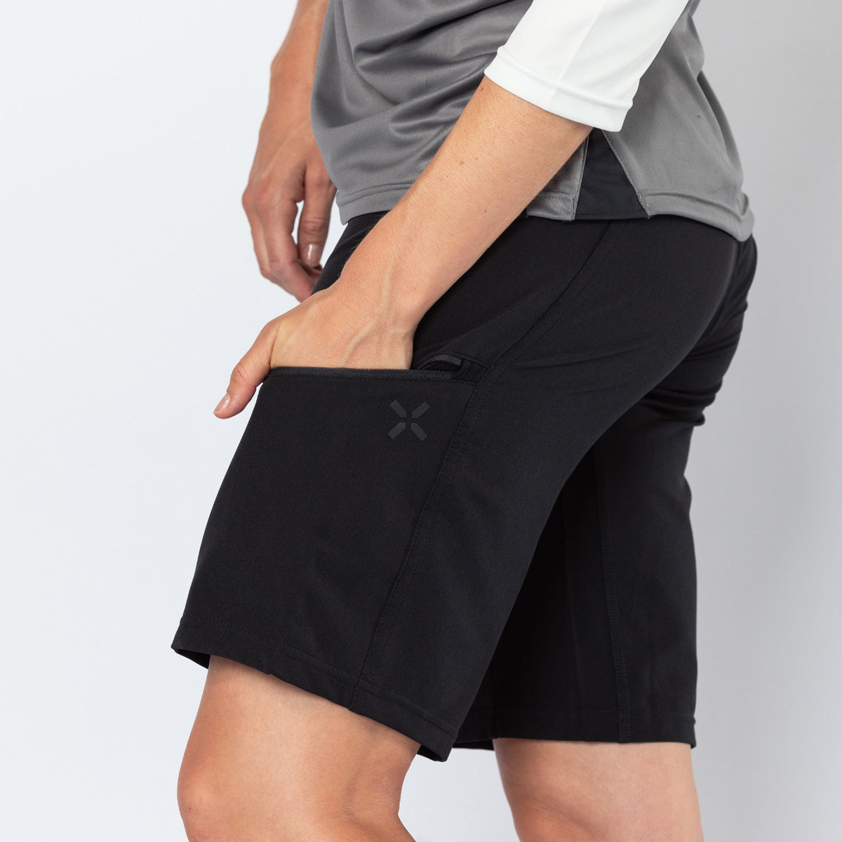 Damen Carve 1.0 H-H Shorts schwarz