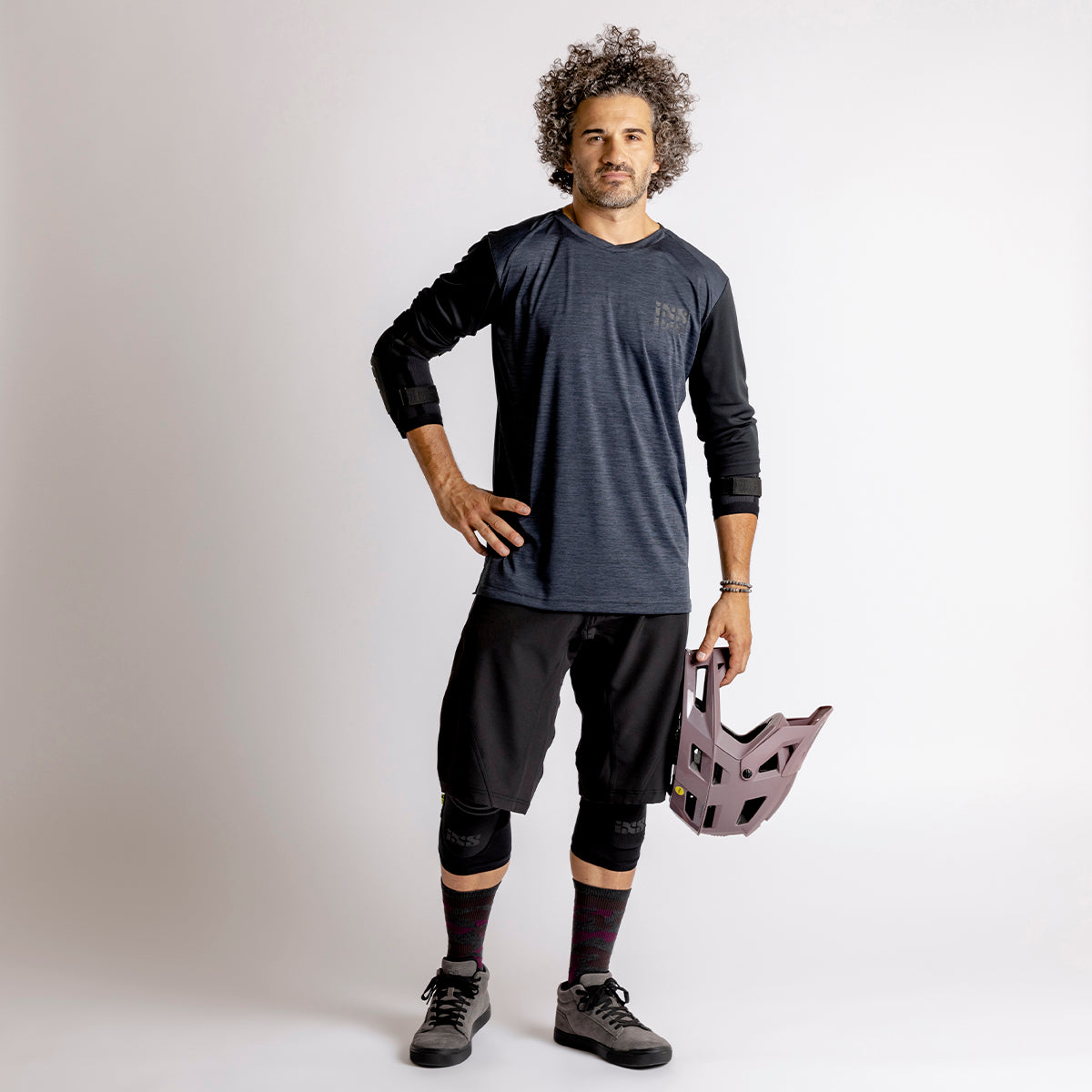iXS Carve X 3/4 jersey black-solid black – iXS.com