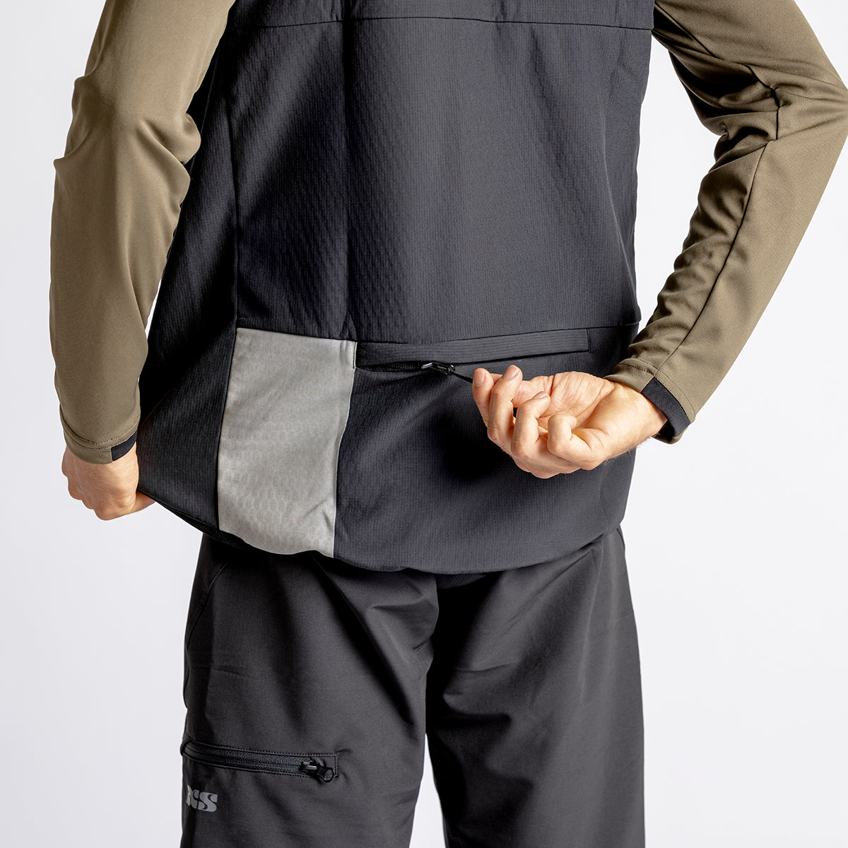 iXS Flow vest black – IXS.com