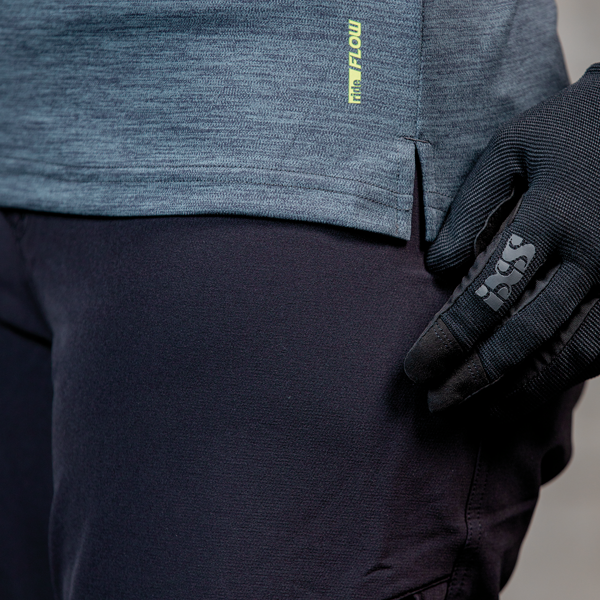 Flow X Women long sleeve Jersey graphit-solid schwarz