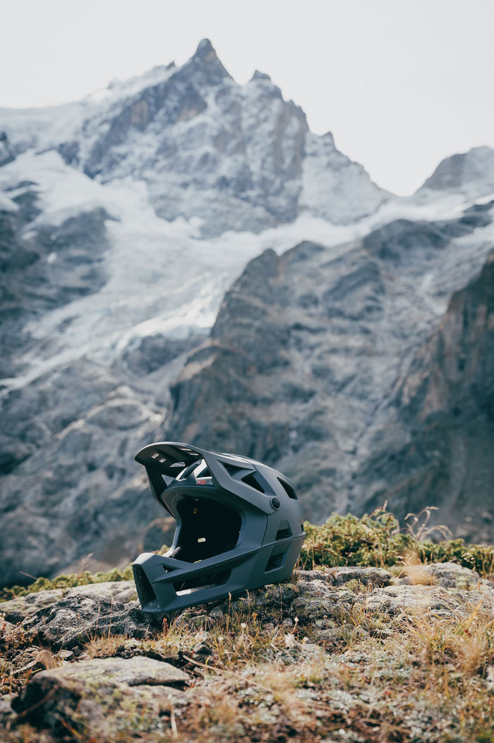 Trigger FF Helm - Berge