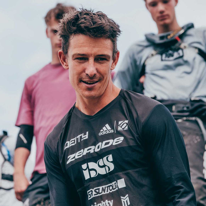 iXS Athlet Sam Blenkinsop